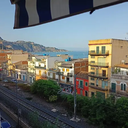 Privat bolig Stanza Vista Mare Giardini Naxos